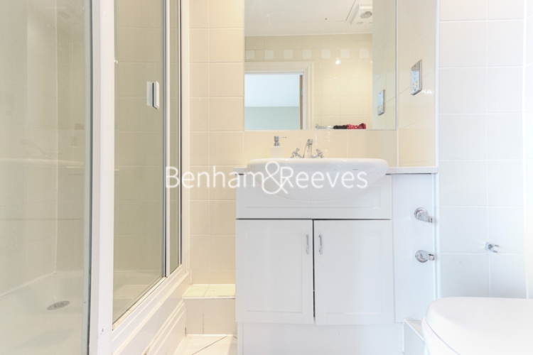 3 bedrooms flat to rent in Beckford Close, Kensington, W14-image 4