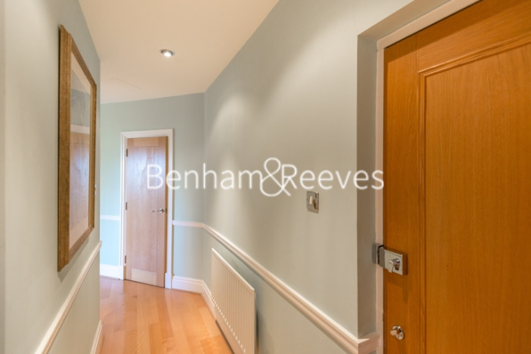 2 bedrooms flat to rent in Beckford Close, Kensington, W14-image 5