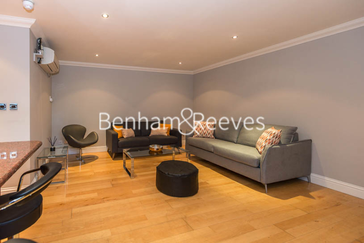 1 bedroom flat to rent in Hyde Park Gate, Kensington, SW7-image 9