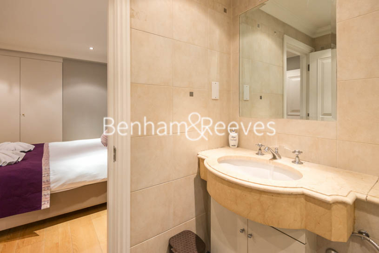 1  bedroom flat to rent in Hyde Park Gate, Kensington, SW7-image 14