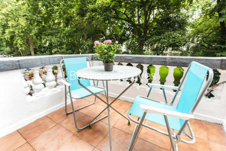 2  bedrooms flat to rent in Cornwall Gardens, Kensington, SW7-image 9