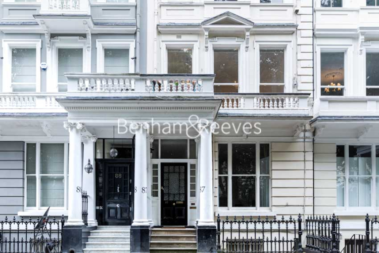 2 bedrooms flat to rent in Cornwall Gardens, Kensington, SW7-image 17