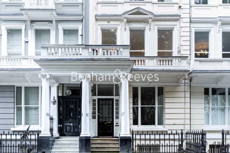 2  bedrooms flat to rent in Cornwall Gardens, Kensington, SW7-image 17