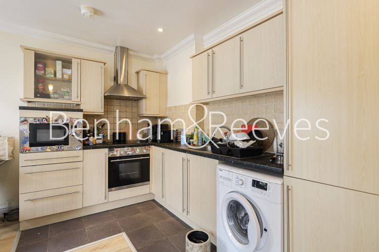 1  bedroom flat to rent in Earls Court Road, Earls Court, SW5-image 6
