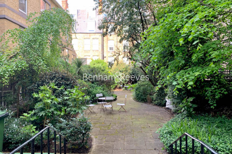 2  bedrooms flat to rent in Kensington Square, Kensington, W8-image 6