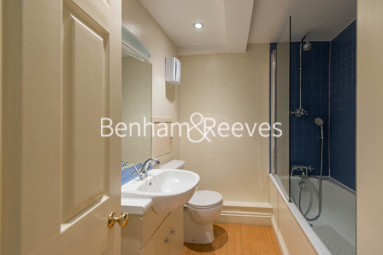 1 bedroom flat to rent in Kensington Square, Kensington, W8-image 3