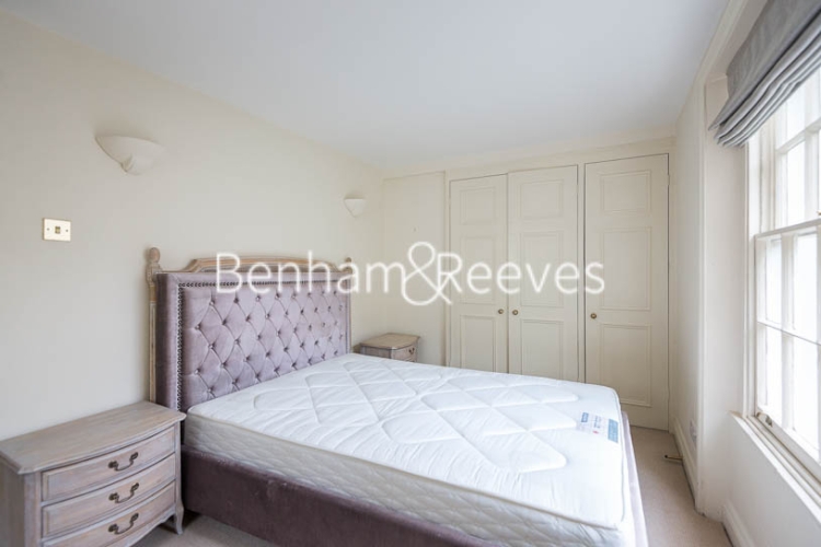 1 bedroom flat to rent in Kensington Square, Kensington, W8-image 7