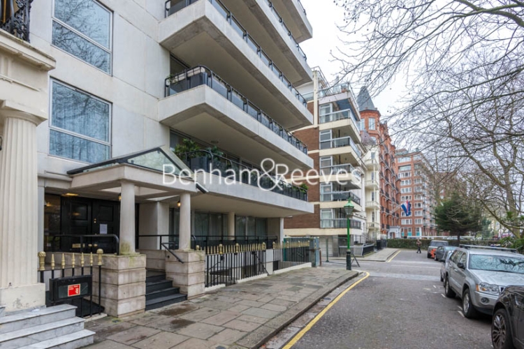 4  bedrooms flat to rent in Hyde Park Gate, Kensington, SW7-image 6