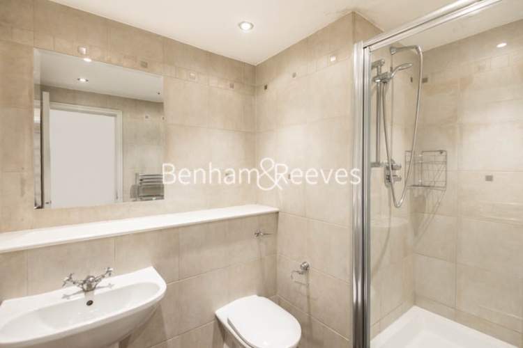 4  bedrooms flat to rent in Hyde Park Gate, Kensington, SW7-image 14