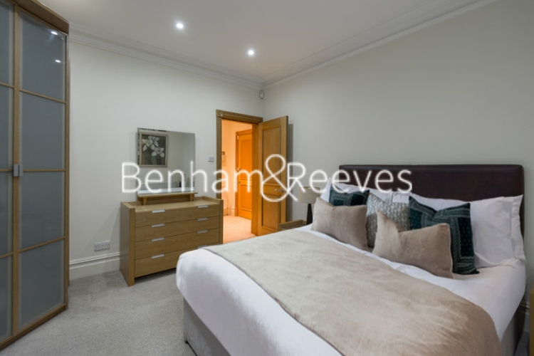 1  bedroom flat to rent in Ashburn Gardens, Kensington, SW7-image 8