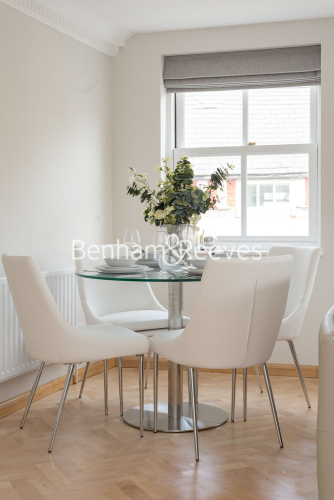 1 bedroom flat to rent in Trafalgar Gardens, Kensington, W8-image 12