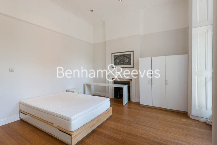 2  bedrooms flat to rent in Queen's Gate, South Kensington, SW7-image 1