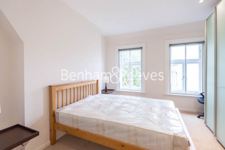 1 bedroom(s) flat to rent in Abingdon Villas, Kensington, W8-image 2