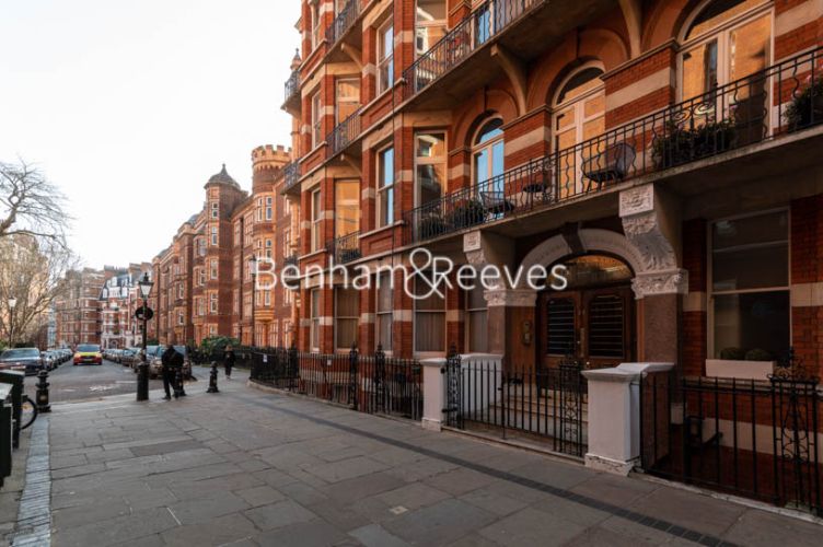 2  bedrooms flat to rent in Kensington Court, High Street Kensington, W8-image 6