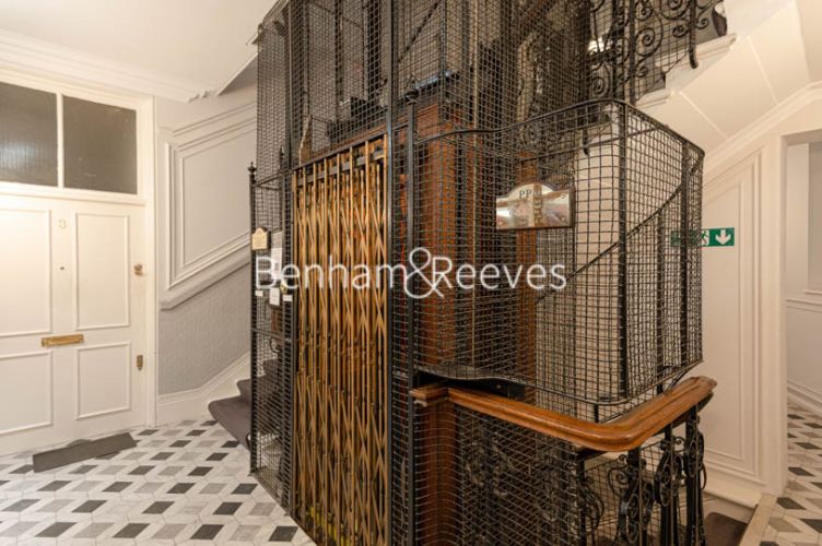 2  bedrooms flat to rent in Kensington Court, High Street Kensington, W8-image 12
