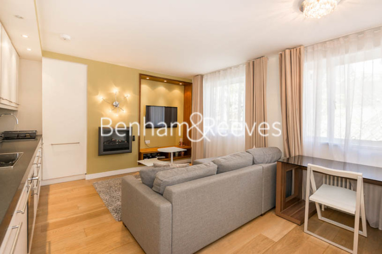 1  bedroom flat to rent in Palace Gate, Kensington, W8-image 2