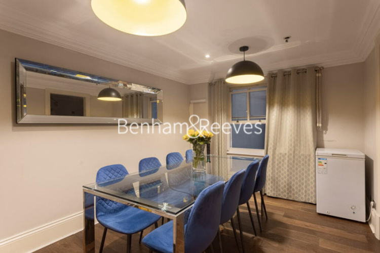 3  bedrooms flat to rent in Courtfield Gardens, Kensington, SW5-image 3