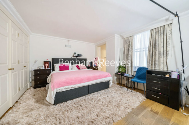 3  bedrooms flat to rent in Courtfield Gardens, Kensington, SW5-image 4