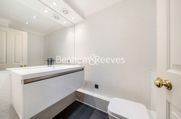 3  bedrooms flat to rent in Courtfield Gardens, Kensington, SW5-image 11