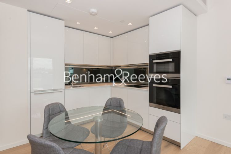 1 bedroom flat to rent in Lillie Square, Earl's Court, SW6-image 2