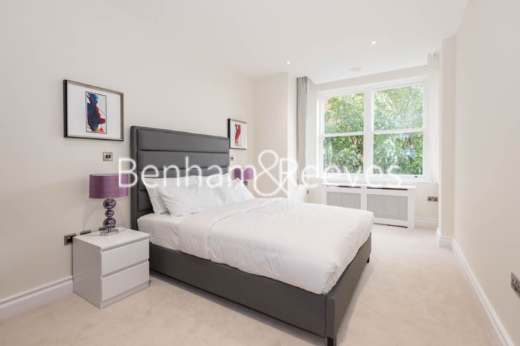 1 bedroom flat to rent in Kensington High Street, Kensington, W8-image 4