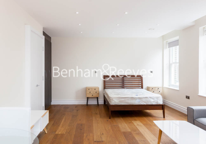 Studio flat to rent in Kensington High Street, Kensington, W8-image 3