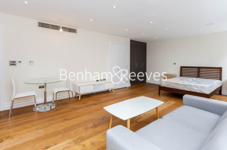 Studio flat to rent in Kensington High Street, Kensington, W8-image 6