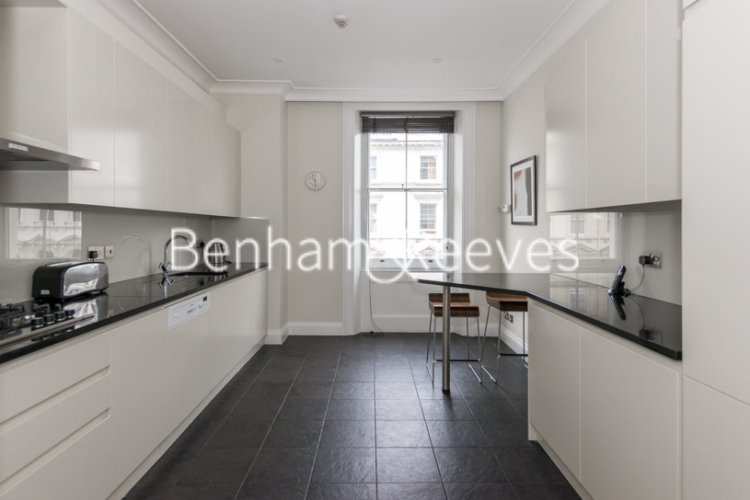 3  bedrooms flat to rent in Prince of Wales Terrace, Kensington, W8-image 2