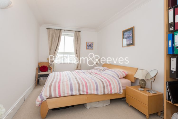2  bedrooms flat to rent in Regent Court, Kensington, W8-image 5