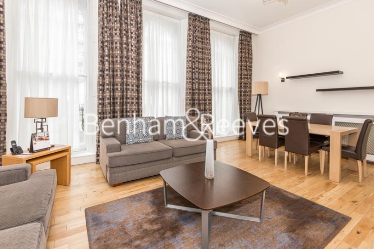 3 bedrooms flat to rent in Prince of Wales Terrace, Kensington, W8-image 6