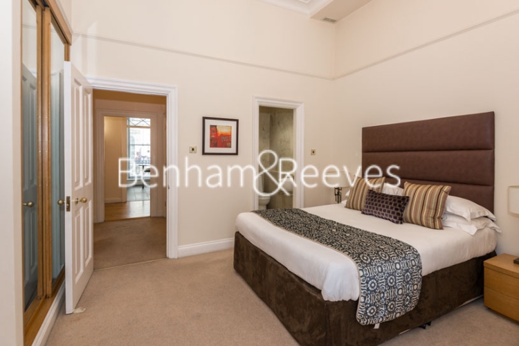 3 bedrooms flat to rent in Prince of Wales Terrace, Kensington, W8-image 12