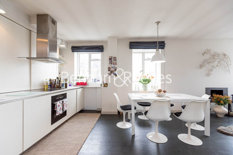 2  bedrooms flat to rent in Elvaston Place, Kensington, SW7-image 2