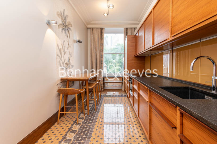 2  bedrooms flat to rent in Collingham Road, Kensington, SW5-image 2