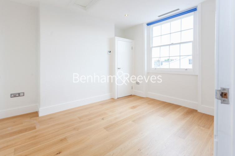 3 bedrooms flat to rent in Gloucester Road, Kensington, SW7-image 6