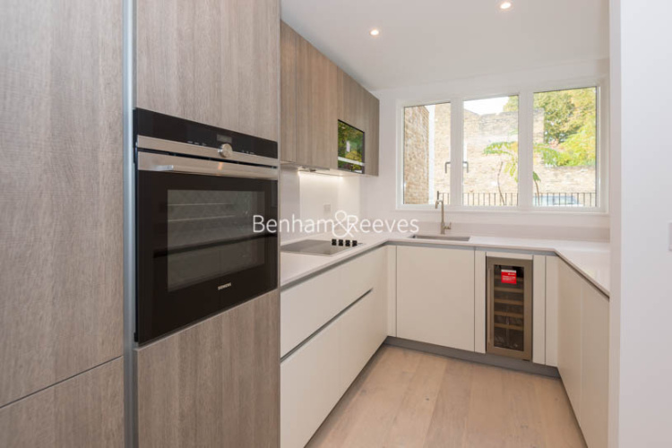 2  bedrooms flat to rent in Sinclair Road, West Kensington,W14-image 2