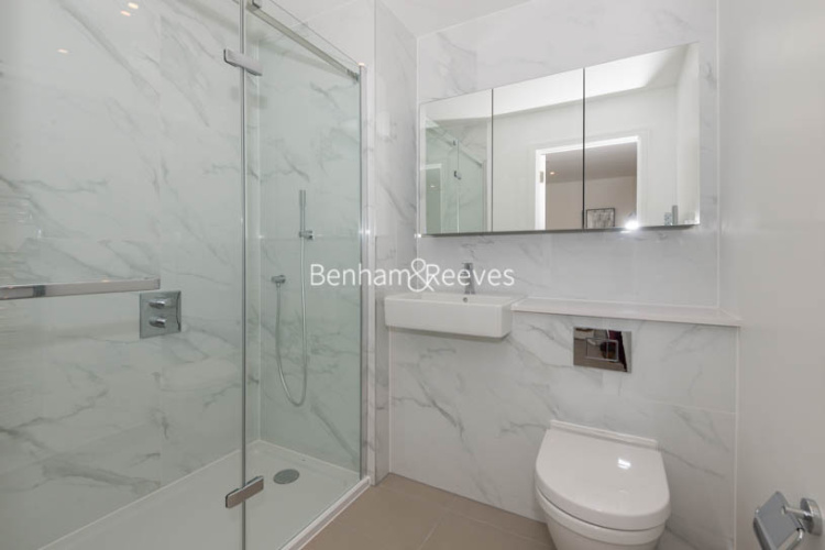 2  bedrooms flat to rent in Sinclair Road, West Kensington,W14-image 4