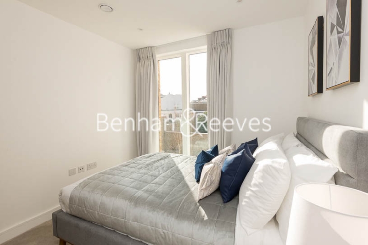 1 bedroom(s) flat to rent in The Atelier, Sinclair Road, W14-image 5