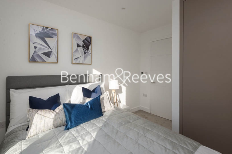 1 bedroom(s) flat to rent in The Atelier, Sinclair Road, W14-image 11