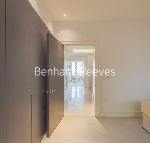 3 bedrooms flat to rent in Thornwood Gardens, Kensington, W8-image 20