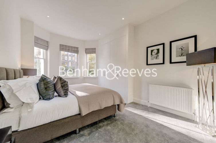 4 bedrooms flat to rent in Lexham Gardens, Kensington, W8-image 4