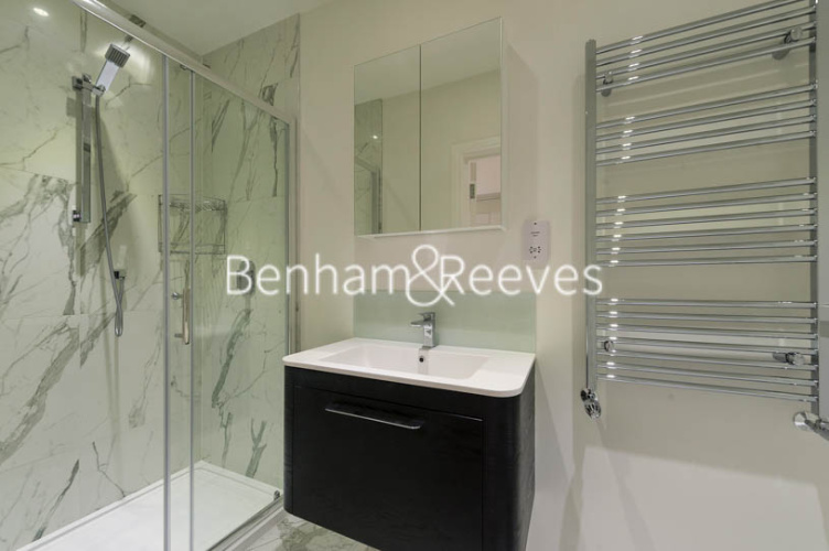 4 bedrooms flat to rent in Lexham Gardens, Kensington, W8-image 5