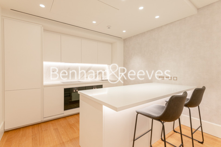 1 bedroom flat to rent in Lancer Square, Kensington, W8-image 2