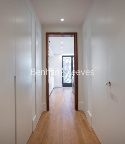2  bedrooms flat to rent in Lancer Square, Kensington, W8-image 10