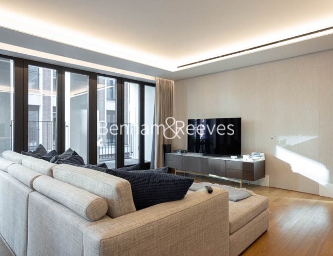 2 bedrooms flat to rent in Lancer Square, Kensington, W8-image 17