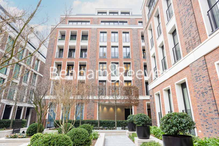 1 bedroom flat to rent in Lancer Square, Kensington, W8-image 7