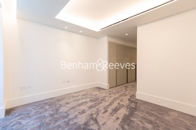2  bedrooms flat to rent in Lancer Square, Kensington, W8-image 7