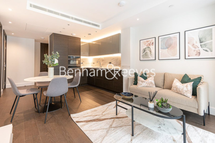 1 bedroom flat to rent in Sherrin House, Royal Warwick Square, W14-image 1