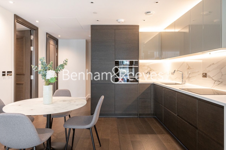 1 bedroom flat to rent in Sherrin House, Royal Warwick Square, W14-image 9