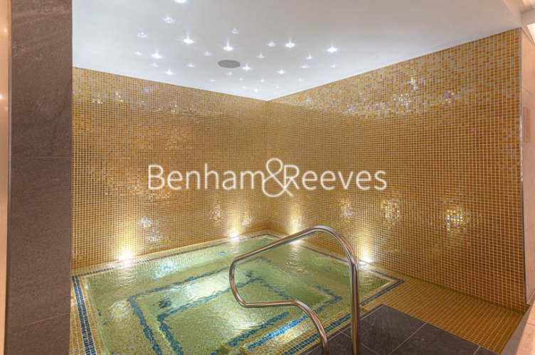 1 bedroom flat to rent in Sherrin House, Royal Warwick Square, W14-image 15