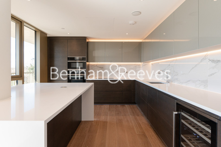 4  bedrooms house to rent in Sherrin House, Royal Warwick Square, W14-image 7